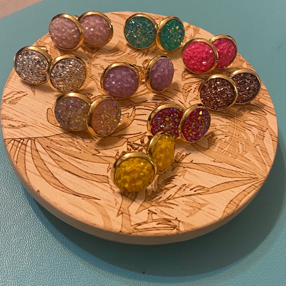 10 MM Druzy Earrings 🌈 - Picture 2 of 4